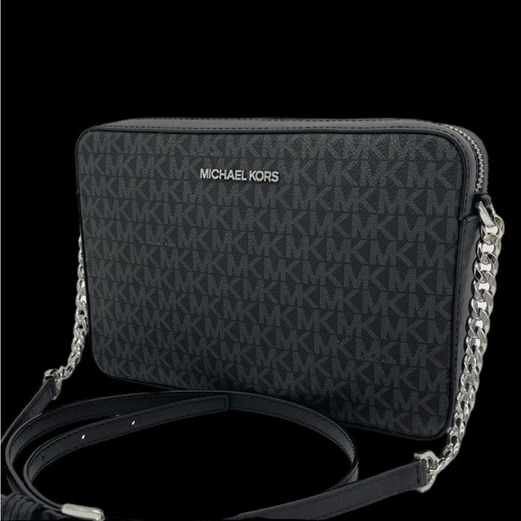 Michael Kors Handbags - Michael Kors EW Crossbody Bag Black